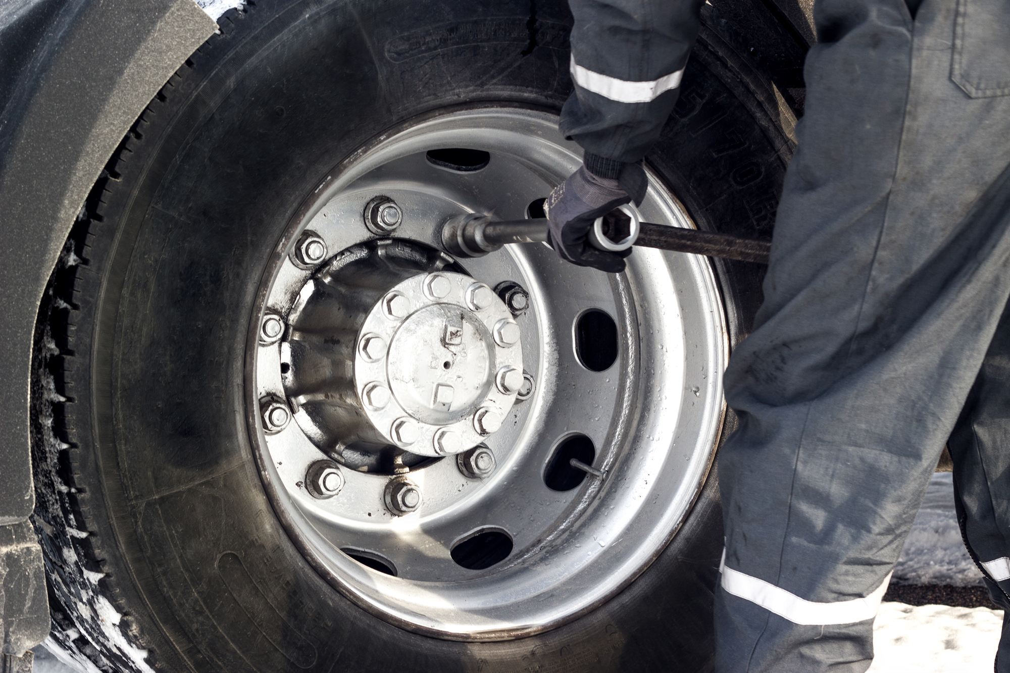 Commercial wheel and tire service at Quick Shift